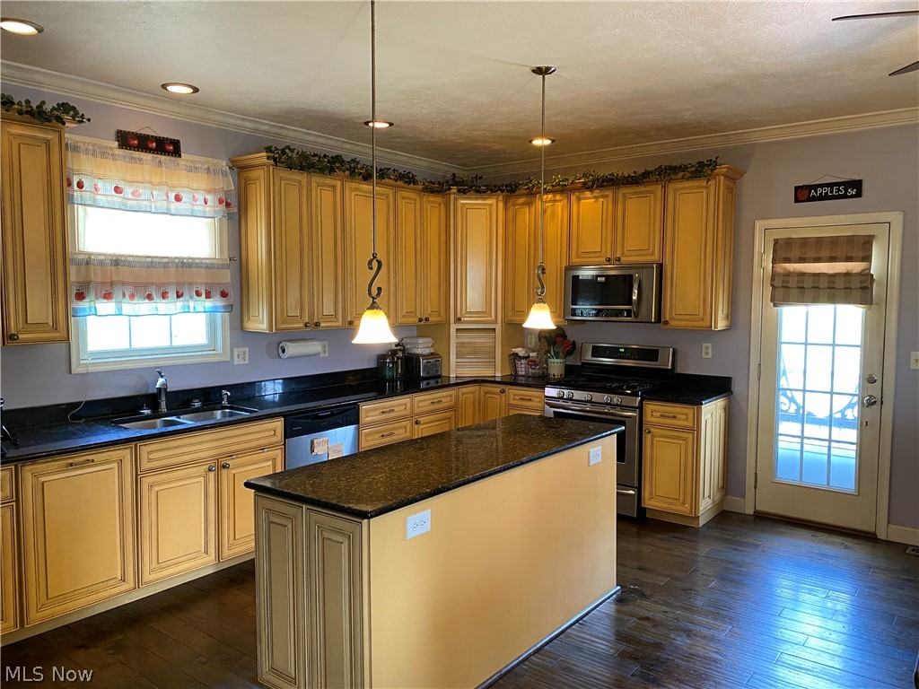 4168 Cisco Road Cairo, WV 26337 - Photo 6 of 16 Gallery Image 6