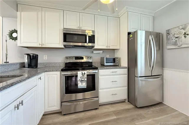 $2,300 | 1950 Southwest Palm City Road, Unit 7102, Stuart, FL 34994