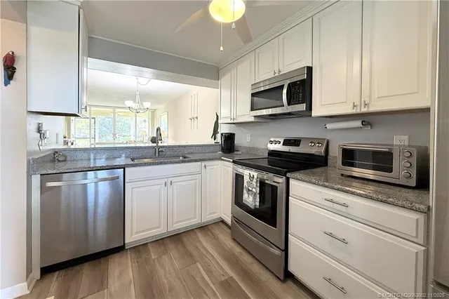 $2,300 | 1950 Southwest Palm City Road, Unit 7102, Stuart, FL 34994