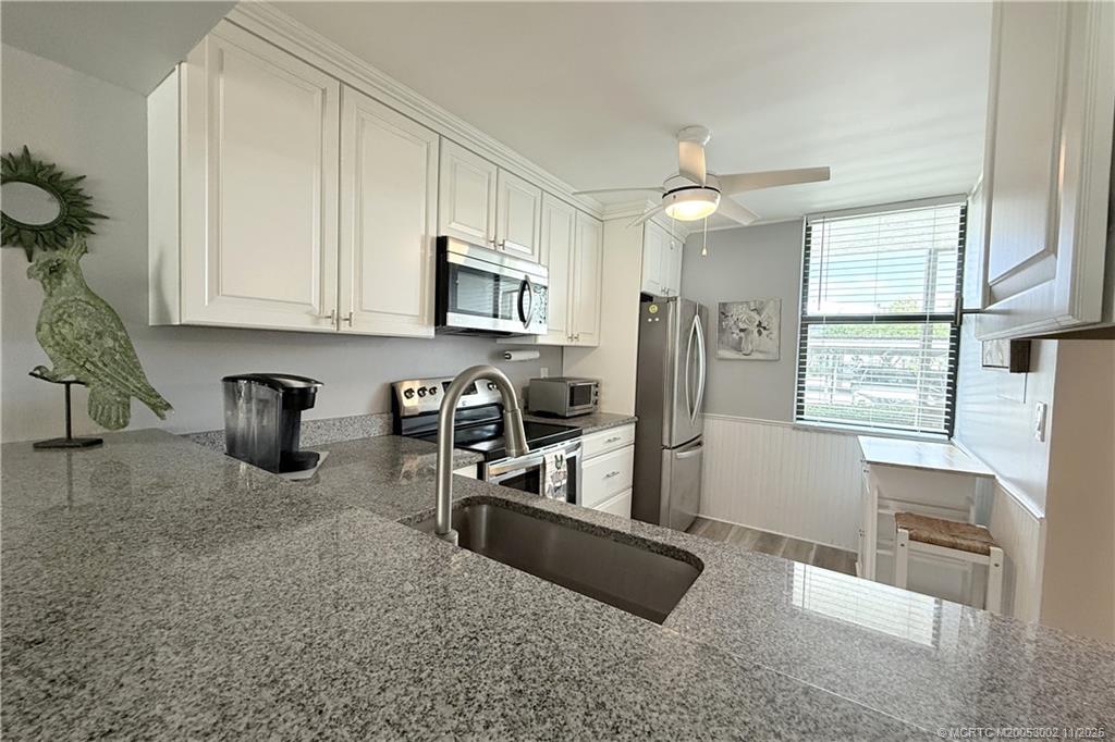 1950 Southwest Palm City Road, Unit 7102 Stuart, FL 34994 - Photo 6 of 29