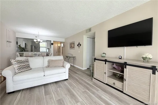 $2,300 | 1950 Southwest Palm City Road, Unit 7102, Stuart, FL 34994