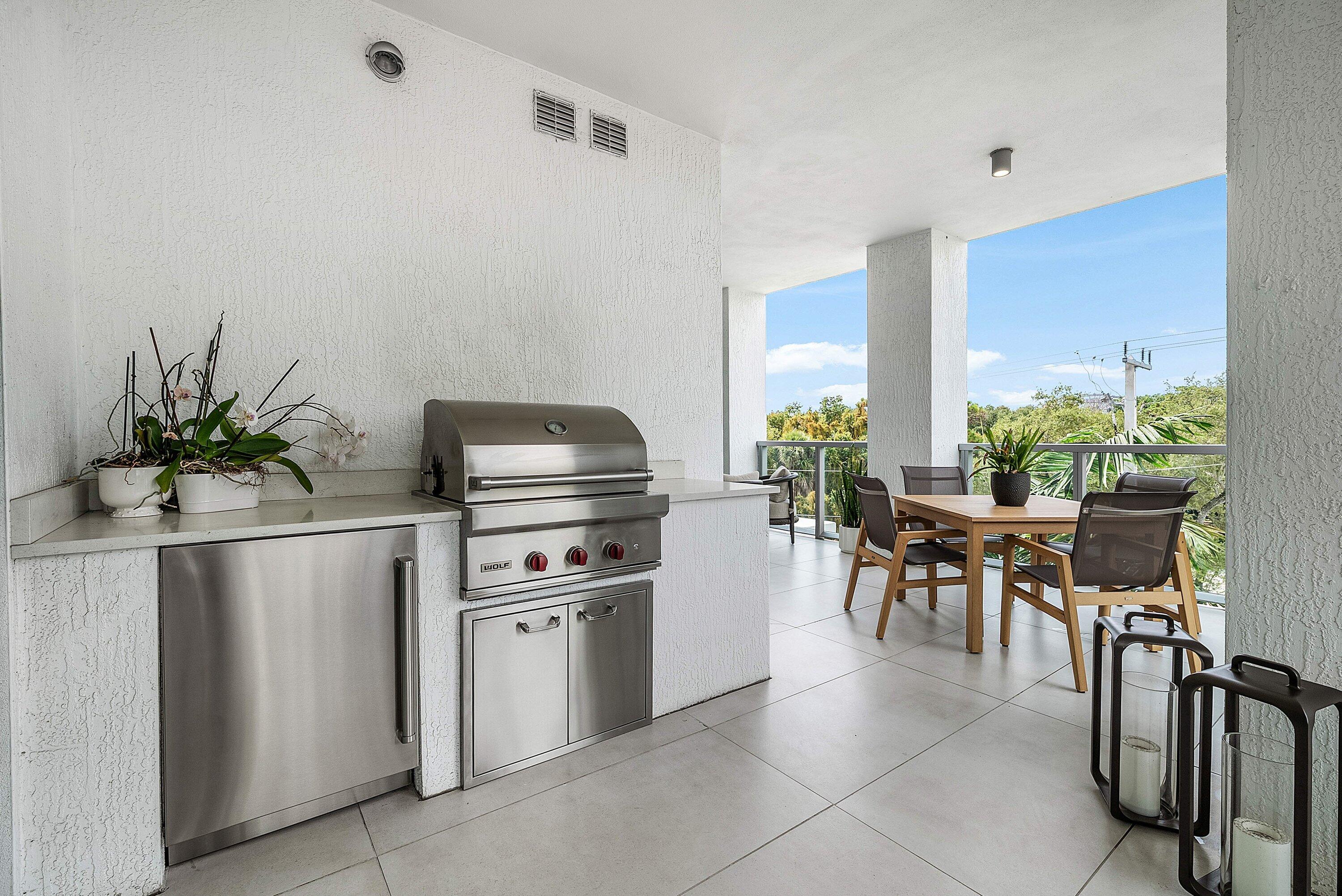 475 East Royal Palm Road, Unit 306 Boca Raton, FL 33432 - Photo 36 of 57 Outdoor Kitchen