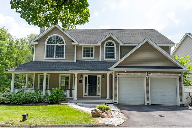 $800,000 | Undisclosed Address, Farmington, CT 06032