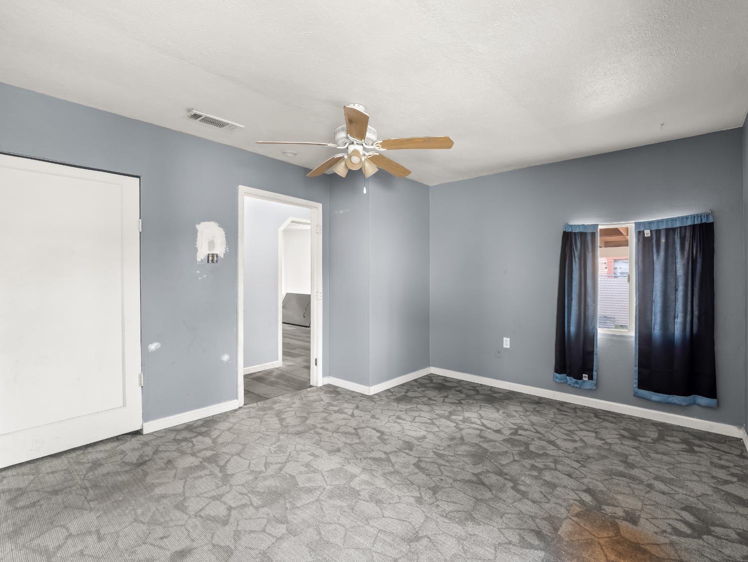 2509 South 10th Street Fresno, CA 93725 - Photo 12 of 31