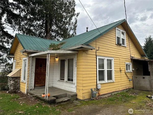 $385,000 | 1406 Harrison Avenue, Centralia, WA 98531