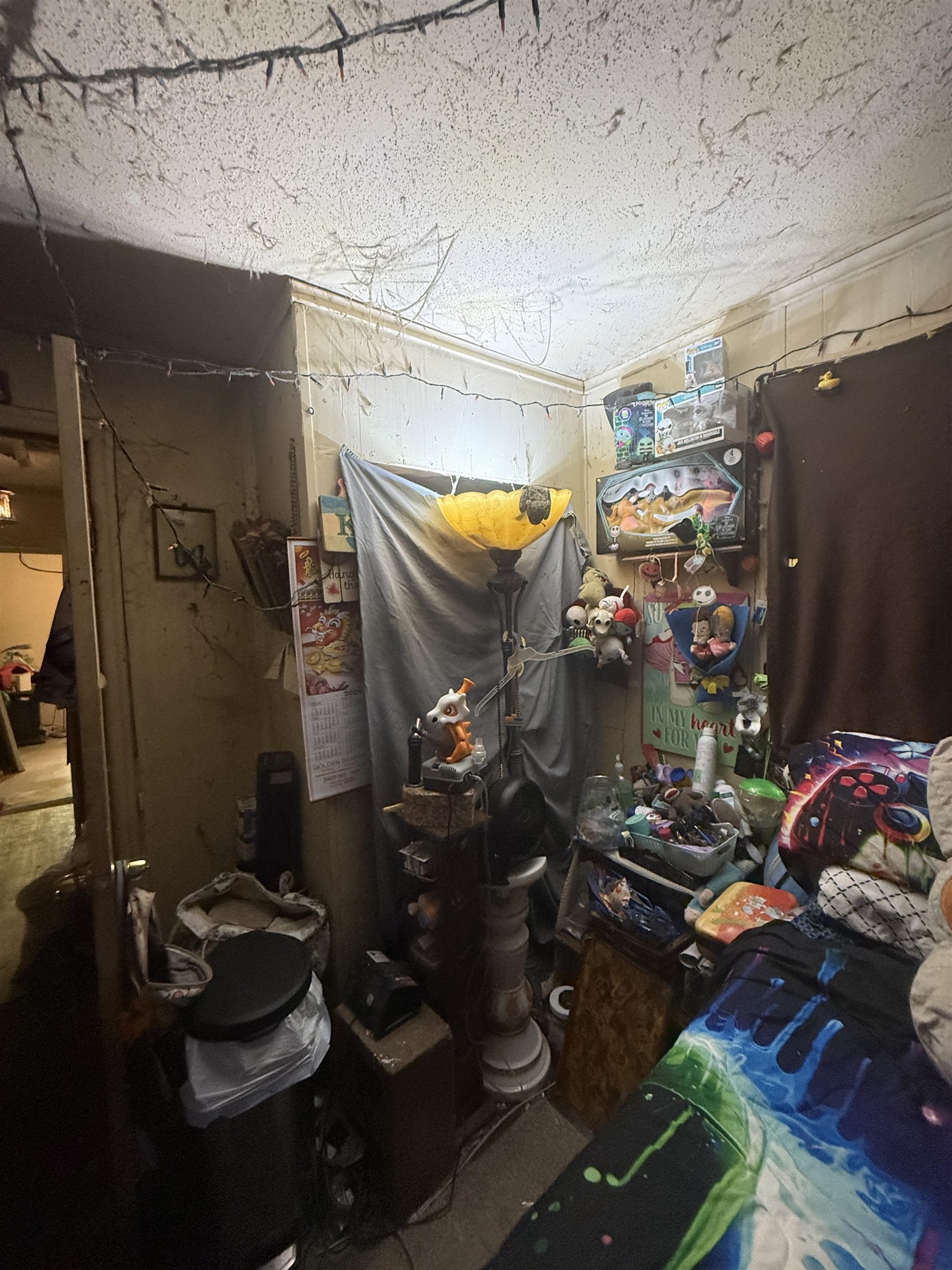 5085 Clinton Road Memphis, TN 38109 - Photo 29 of 36 View of bedroom