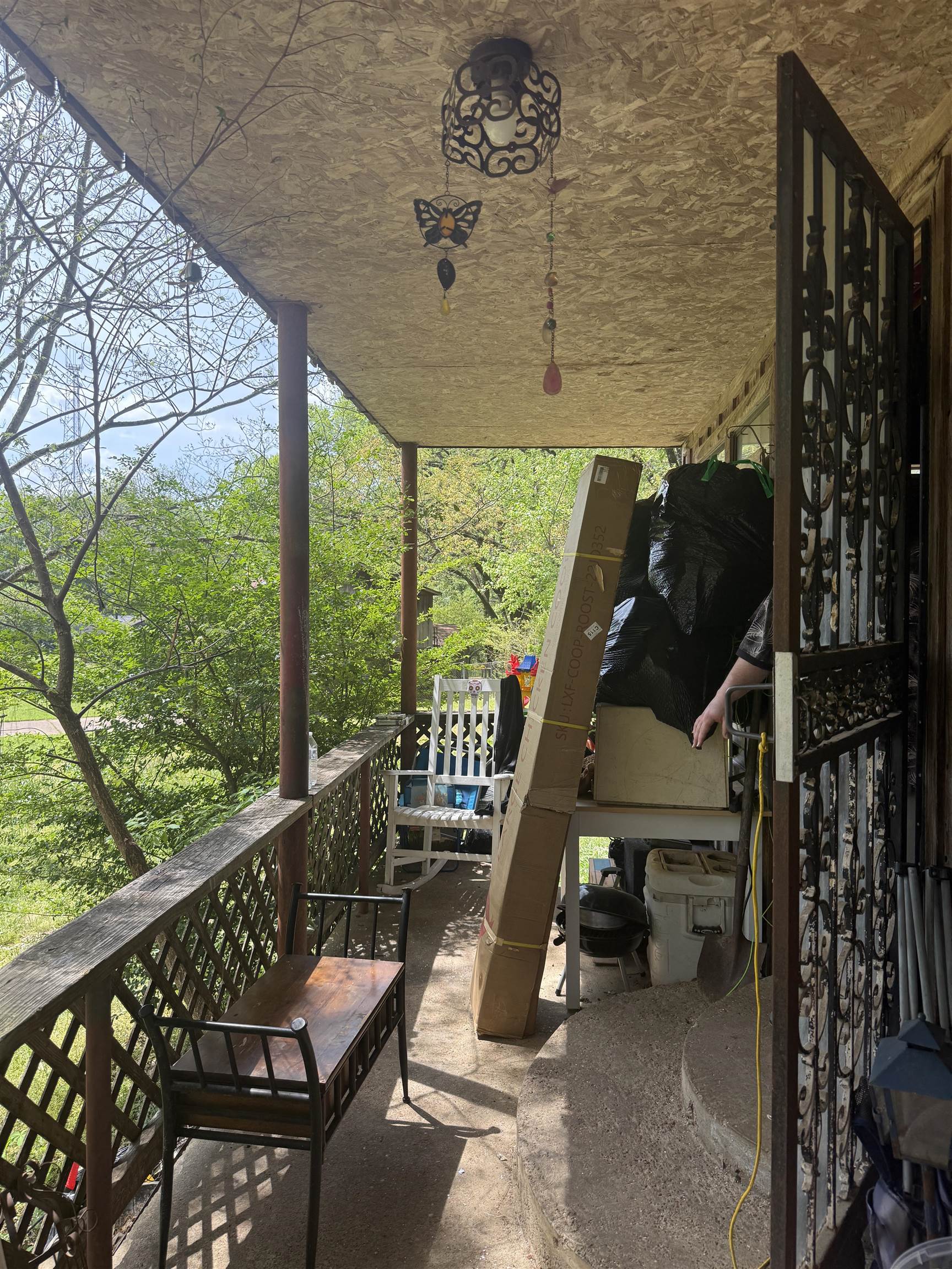 5085 Clinton Road Memphis, TN 38109 - Photo 34 of 36 View of patio / terrace