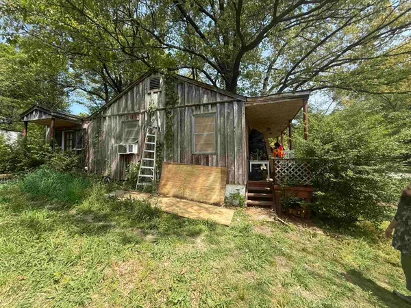 $29,300 | 5085 Clinton Road, Memphis, TN 38109