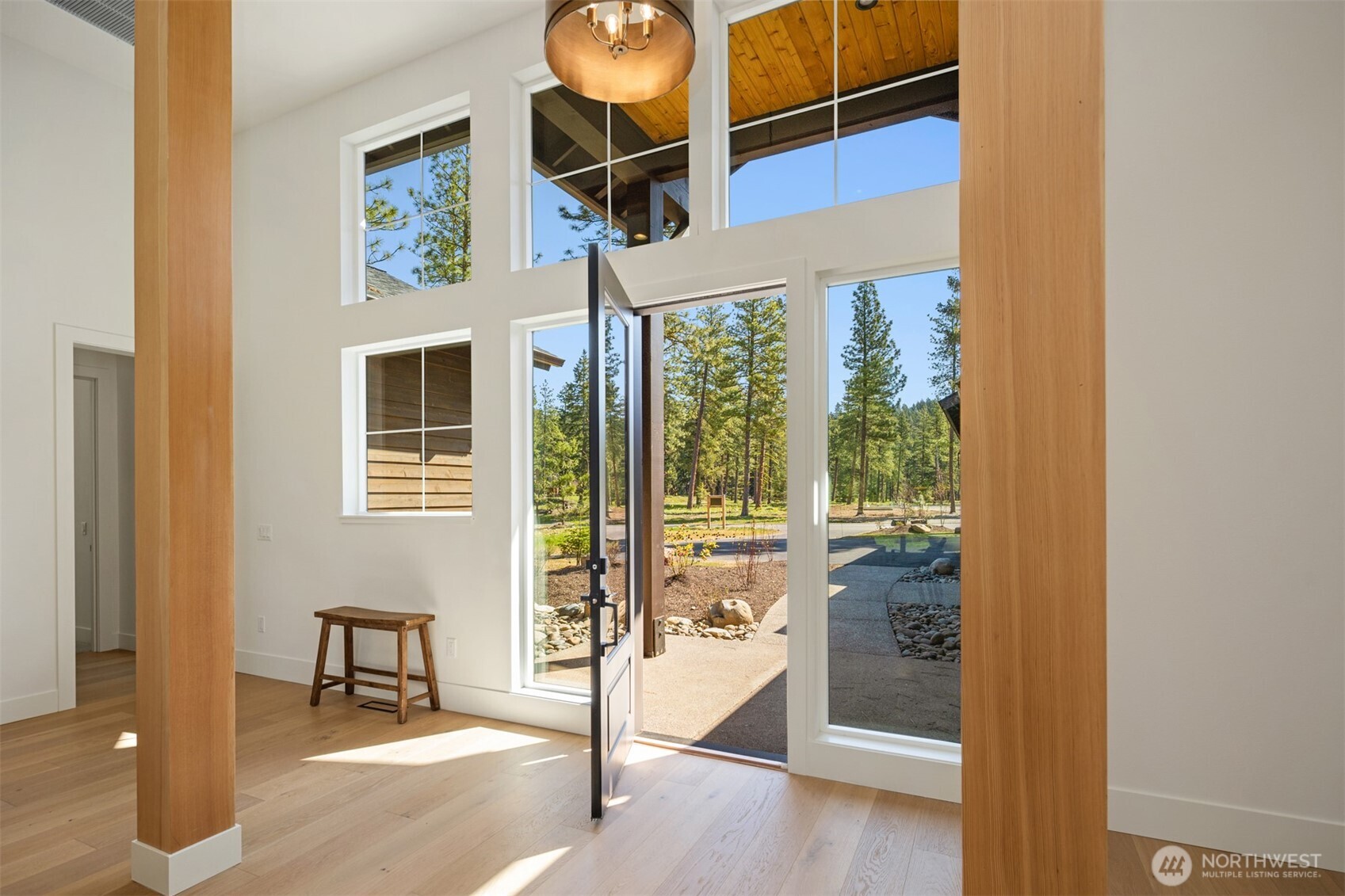 2010 Wanawish Loop Ronald, WA 98940 - Photo 23 of 28 a view of an entryway with wooden floor