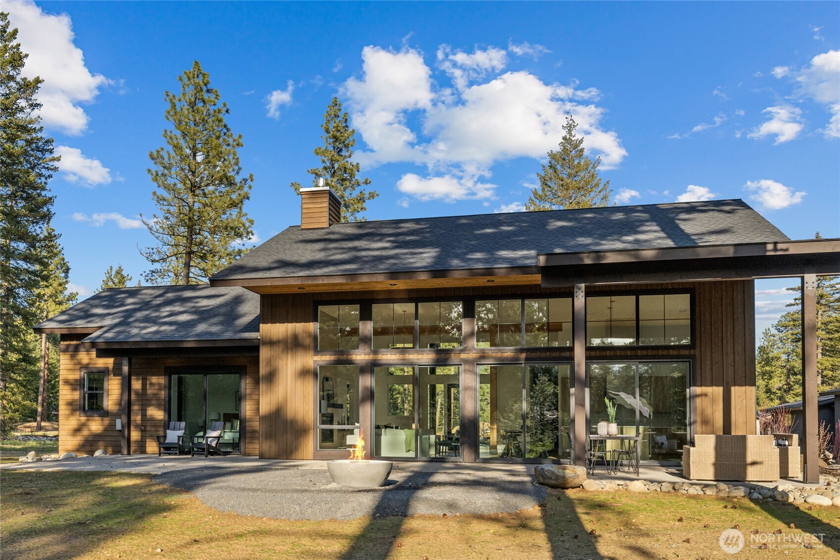 2010 Wanawish Loop Ronald, WA 98940 - Photo 24 of 28 a view of a house with a outdoor space
