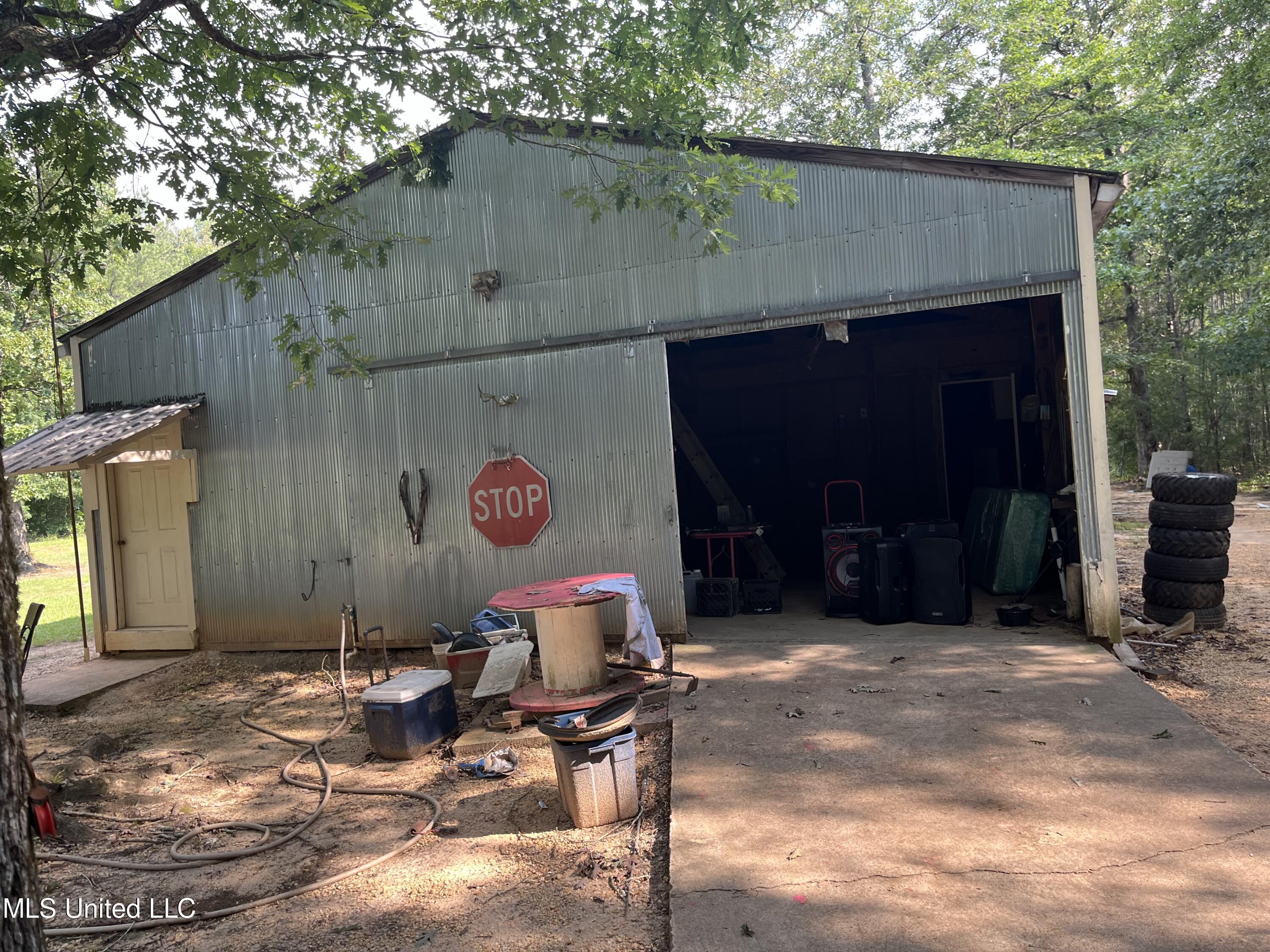 5781 Highway 18 Brandon, MS 39042 - Photo 12 of 29 IMG_0240