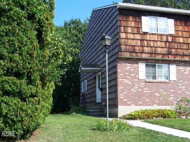 41 H Patricia Road, Unit H Bridgeport, CT 06606 - Photo 1 of 1 Gallery Image 1