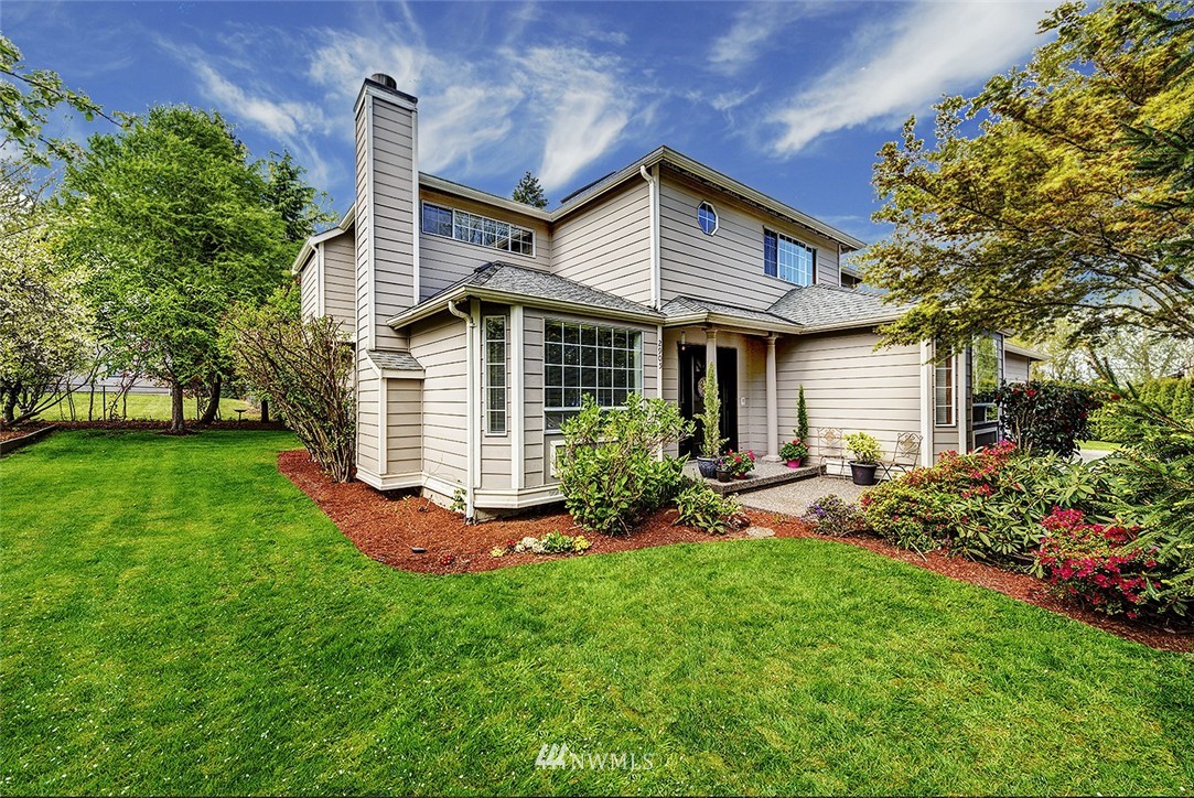 2905 Russet Road Brier, WA 98036 - Photo 23 of 25 Gallery Image 23