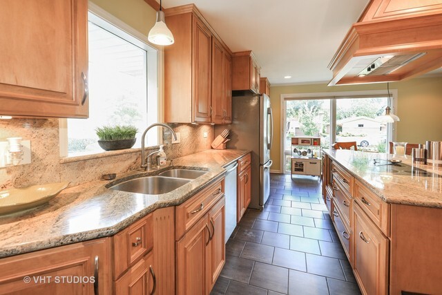 128 South Linden Avenue Elmhurst, IL 60126 - Photo 8 of 20