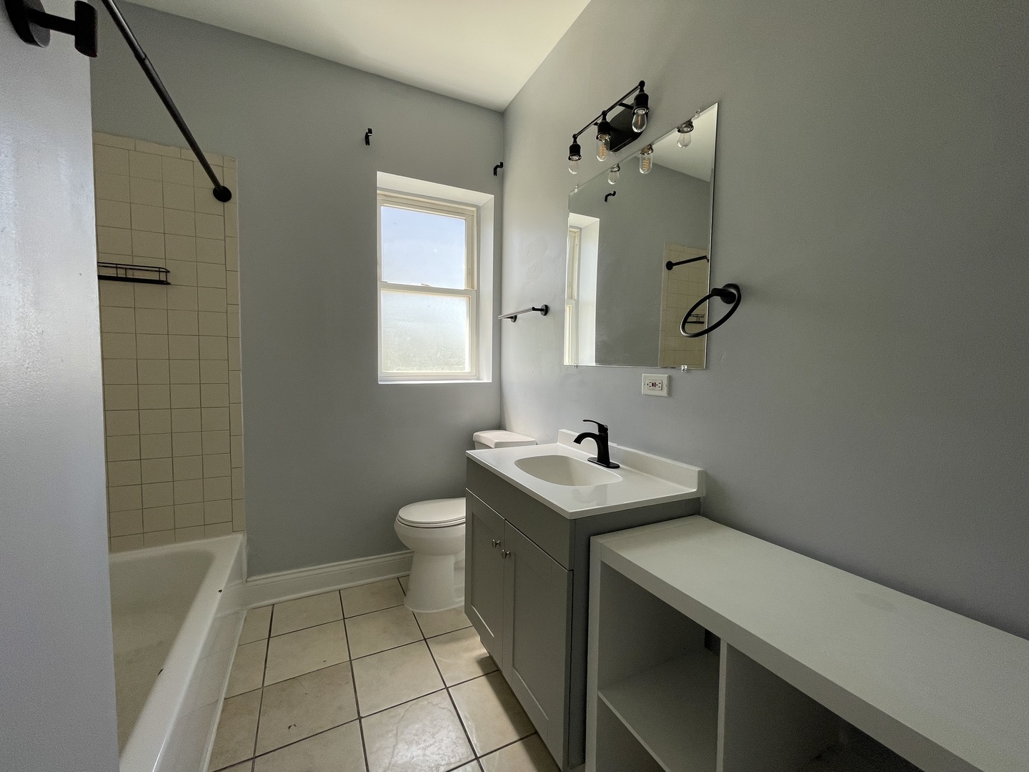 1152 North Harding Avenue, Unit 3 Chicago, IL 60651 - Photo 9 of 9