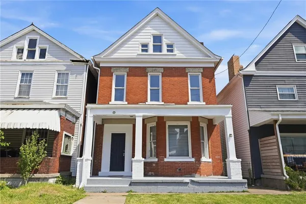$179,900 | 709 East 14th Avenue, Homestead, PA 15120