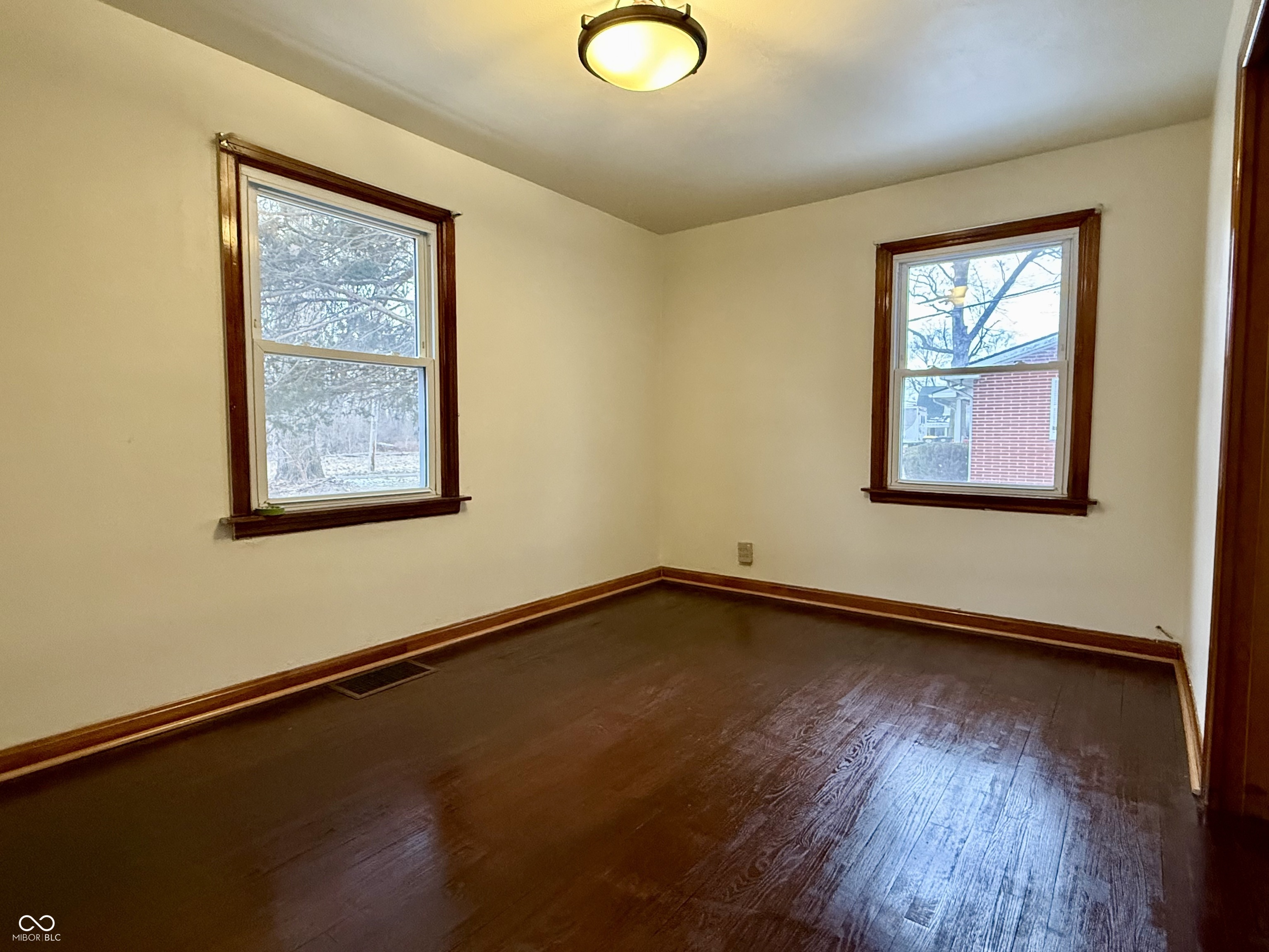 5828 Oak Lane Anderson, IN 46013 - Photo 6 of 22