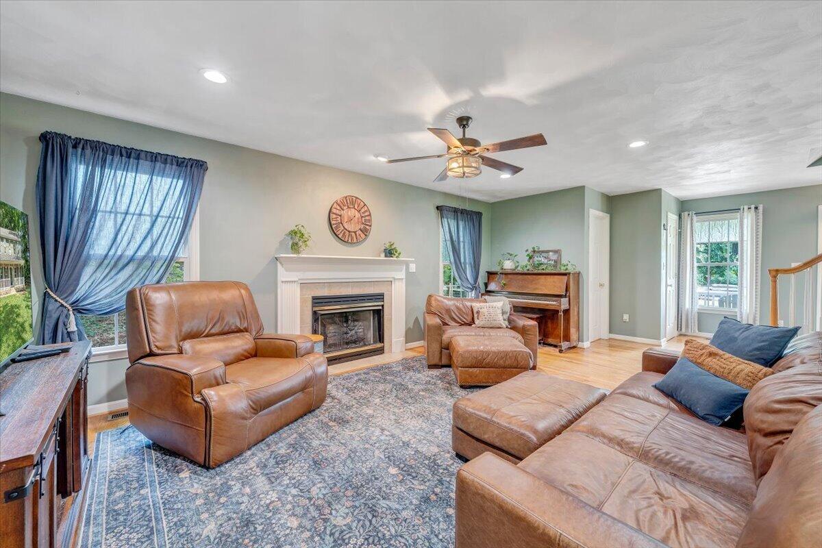 15 Coling Hollow Road Troutville, VA 24175 - Photo 6 of 47 08-MIB06015