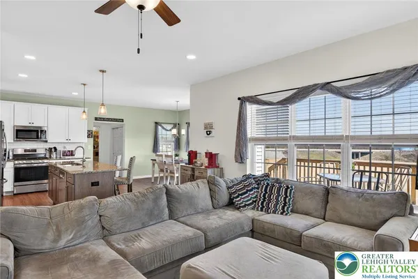 $699,000 | 5053 Lilac Drive, Schnecksville, PA 18078