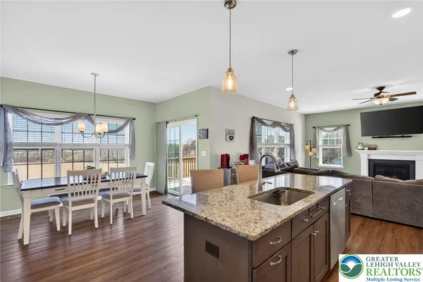$699,000 | 5053 Lilac Drive, Schnecksville, PA 18078
