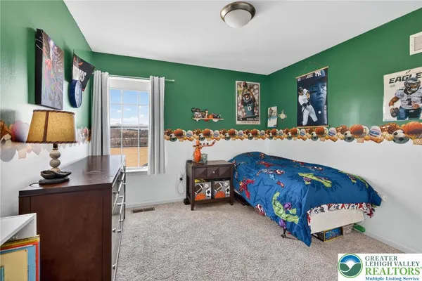 $699,000 | 5053 Lilac Drive, Schnecksville, PA 18078