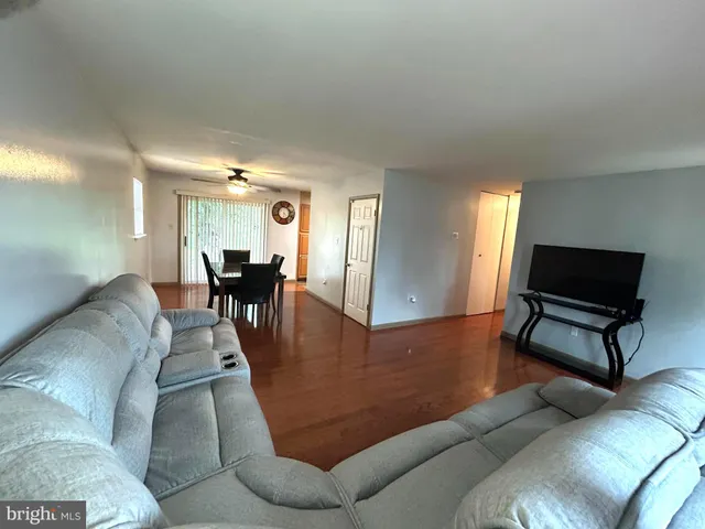 $379,900 | 331 Bryanstone Road, Reisterstown, MD 21136