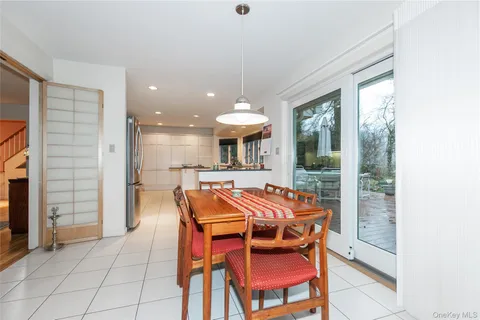 $1,899,000 | 1 The Brae, Woodbury, NY 11797