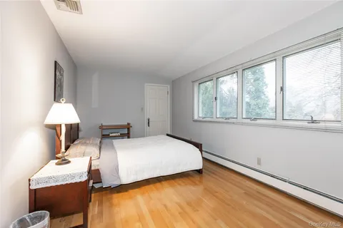 $1,899,000 | 1 The Brae, Woodbury, NY 11797