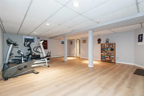 $2,099,000 | 1 The Brae, Woodbury, NY 11797