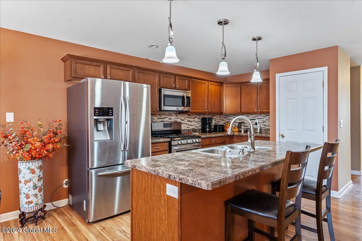 22 Cobblestone Court Rotterdam, NY 12306 - Photo 12 of 22 18-22 Cobblestone-24