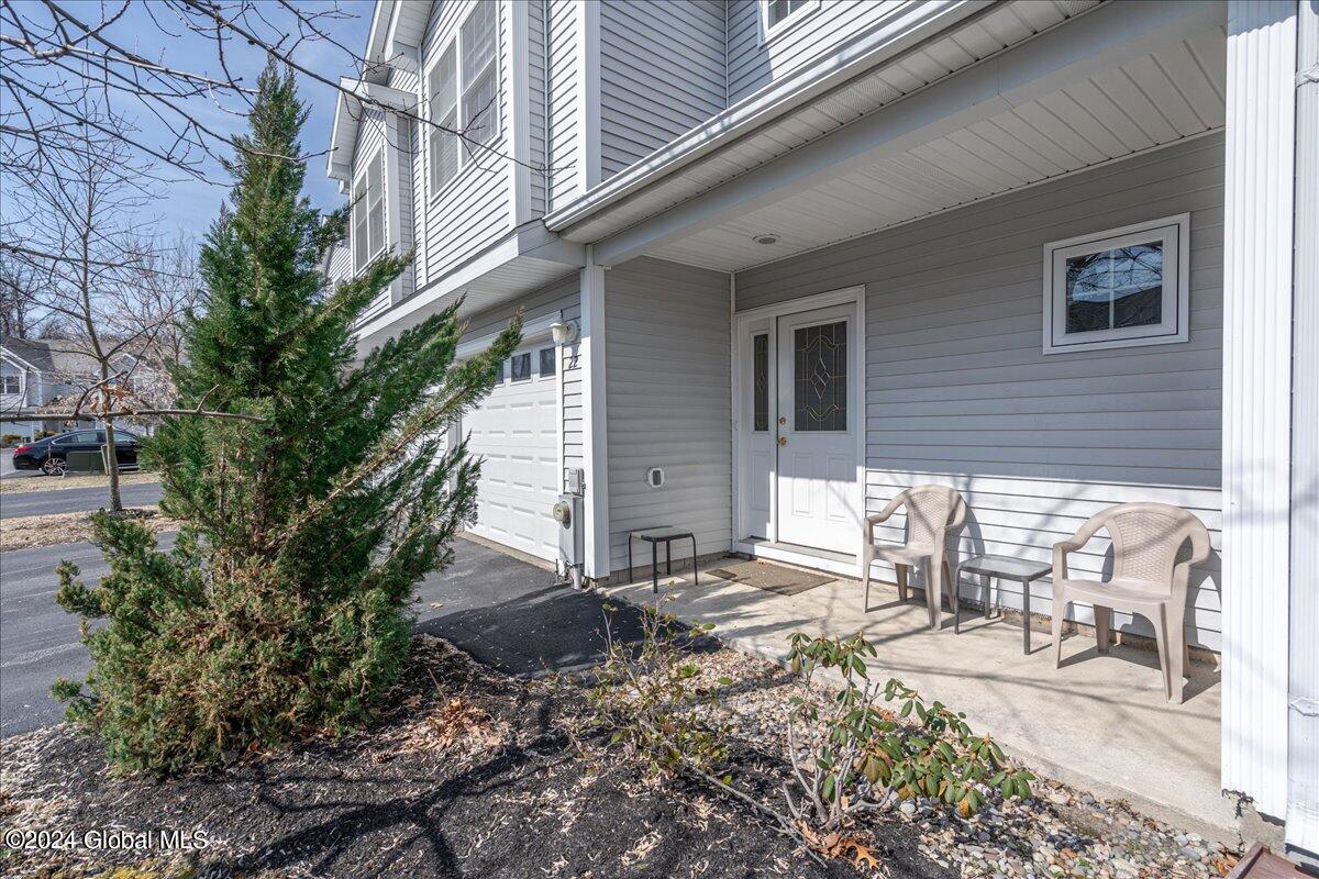 22 Cobblestone Court Rotterdam, NY 12306 - Photo 3 of 22 25-22 Cobblestone-4