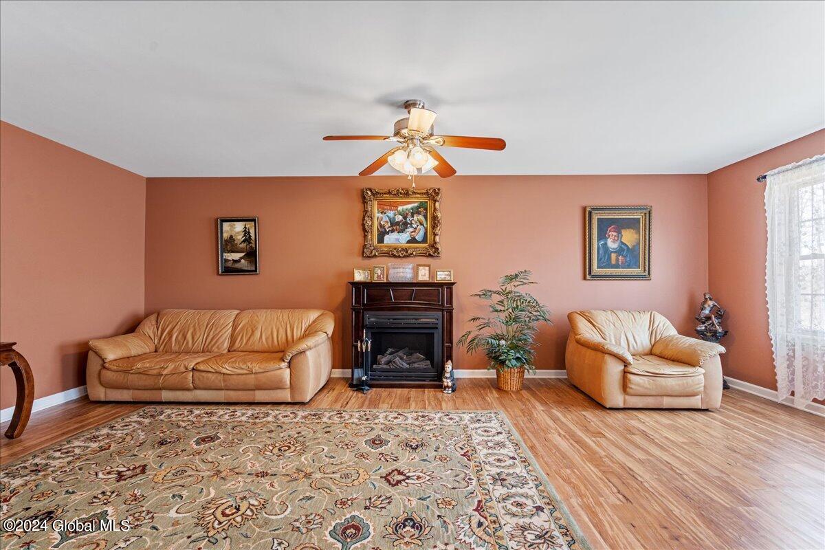 22 Cobblestone Court Rotterdam, NY 12306 - Photo 8 of 22 15-22 Cobblestone-21
