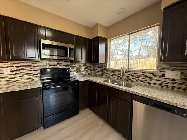 $224,900 | 4738 Fleming Downe Lane, Spring, TX 77388