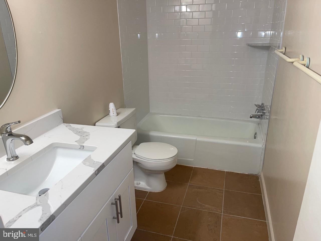 1522 Northgate Square, Unit 12B Reston, VA 20190 - Photo 10 of 15 Gallery Image 10