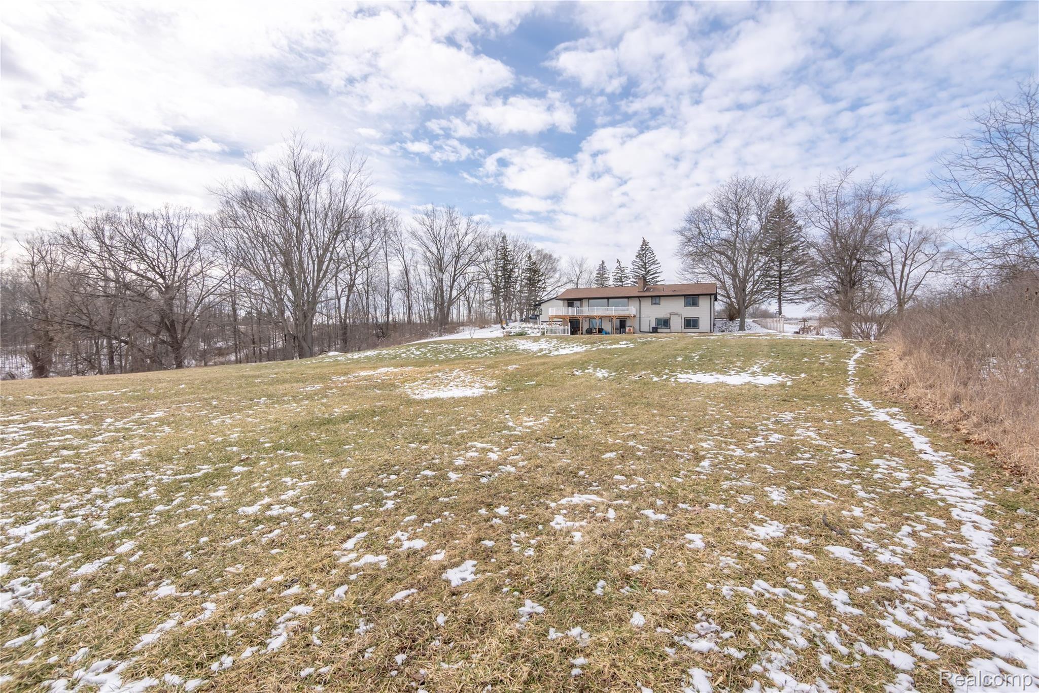 1817 South Lapeer Road Lapeer, MI 48446 - Photo 49 of 72 49.jpg