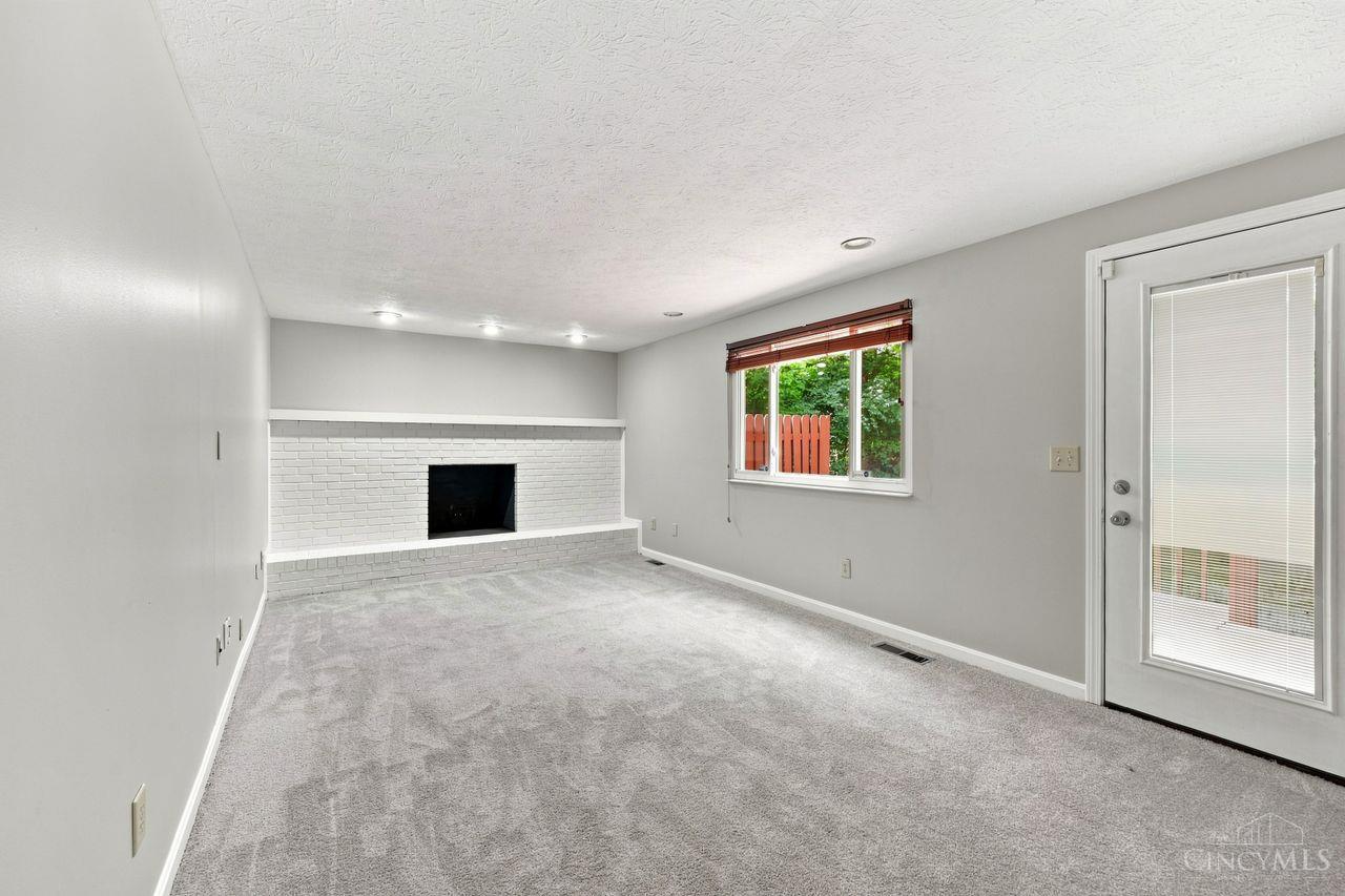 3784 Irwin Simpson Road Mason, OH 45040 - Photo 10 of 50 Gallery Image 10