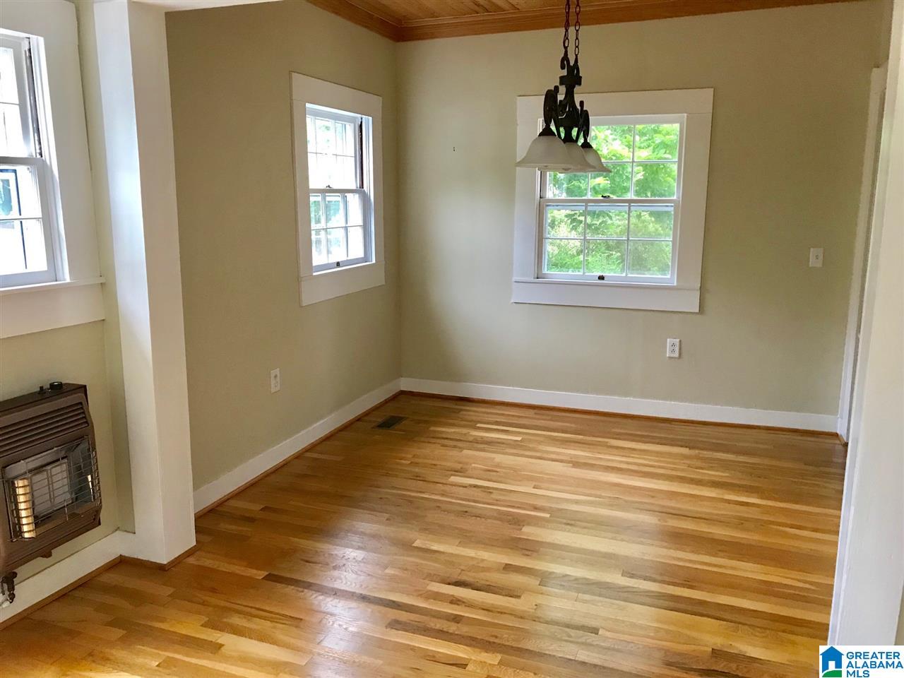 201 Holt Circle Hayden, AL 35079 - Photo 5 of 17