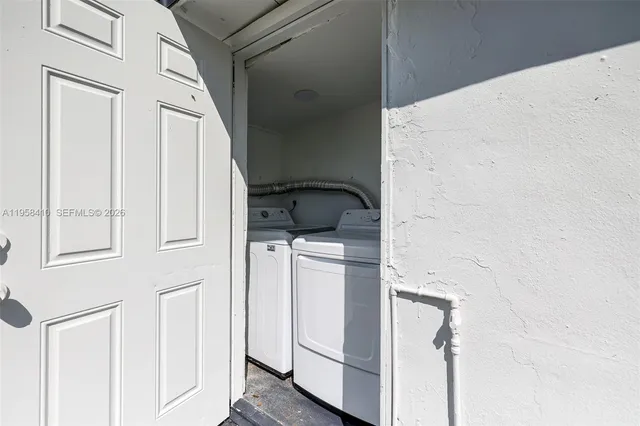 $1,100 | Grapeland Heights Estates, Miami, FL 33125