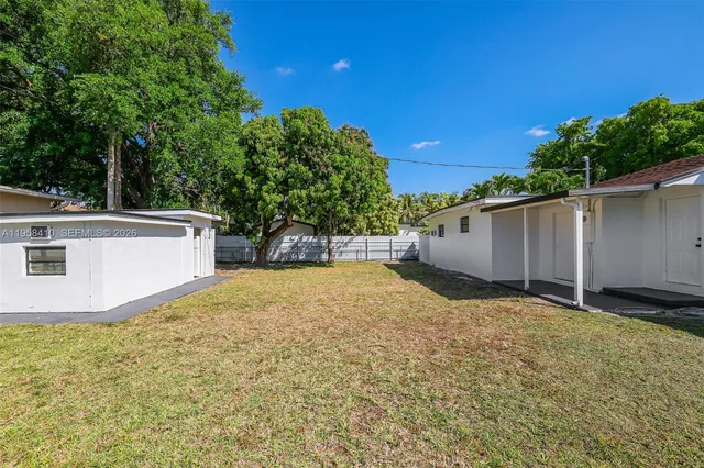 $1,100 | Grapeland Heights Estates, Miami, FL 33125