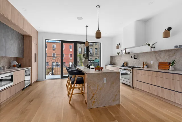 $2,099,000 | 12 Pilling Street | Bushwick