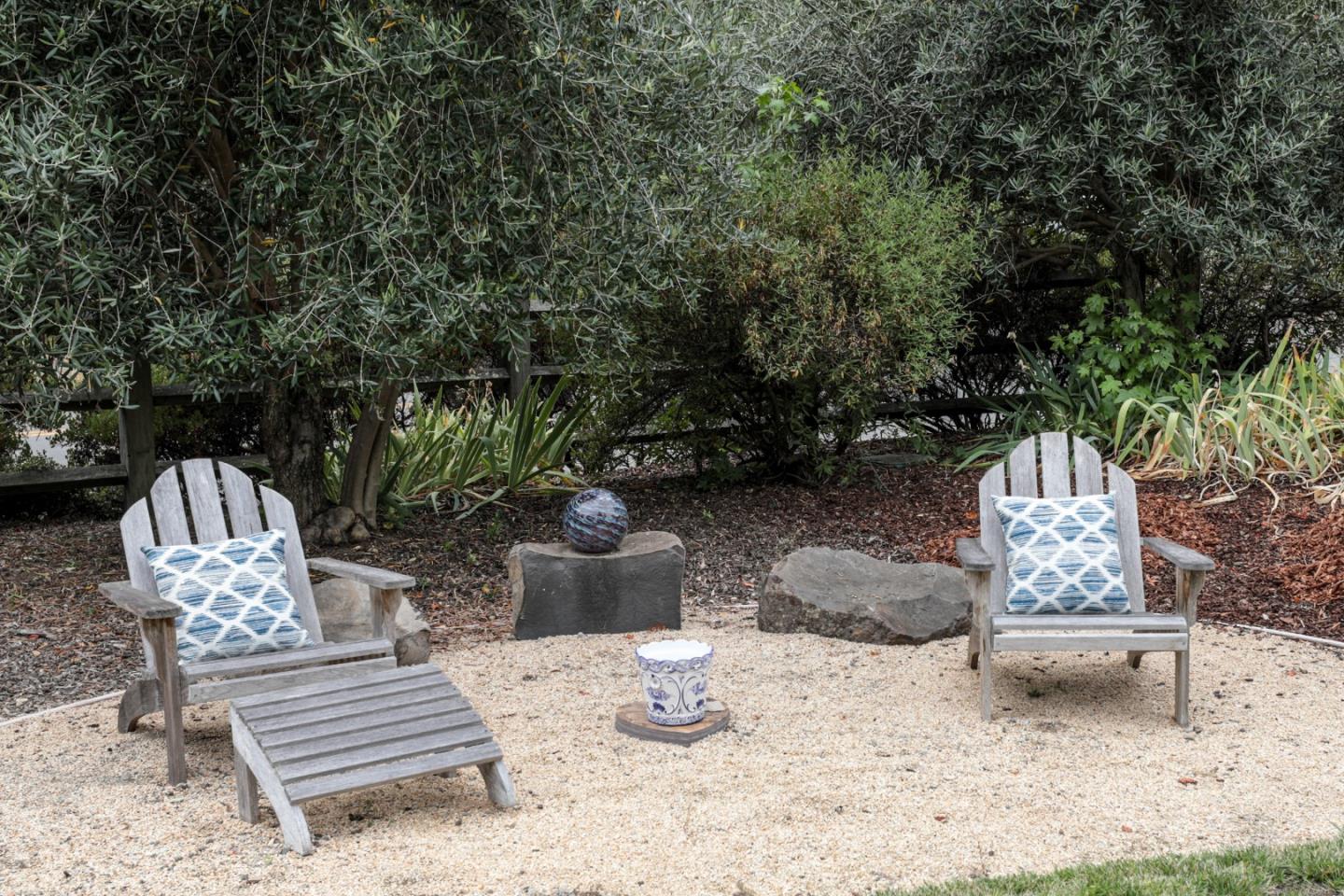 460 Cervantes Road Portola Valley, CA 94028 - Photo 35 of 45 a view of outdoor sitting area with furniture