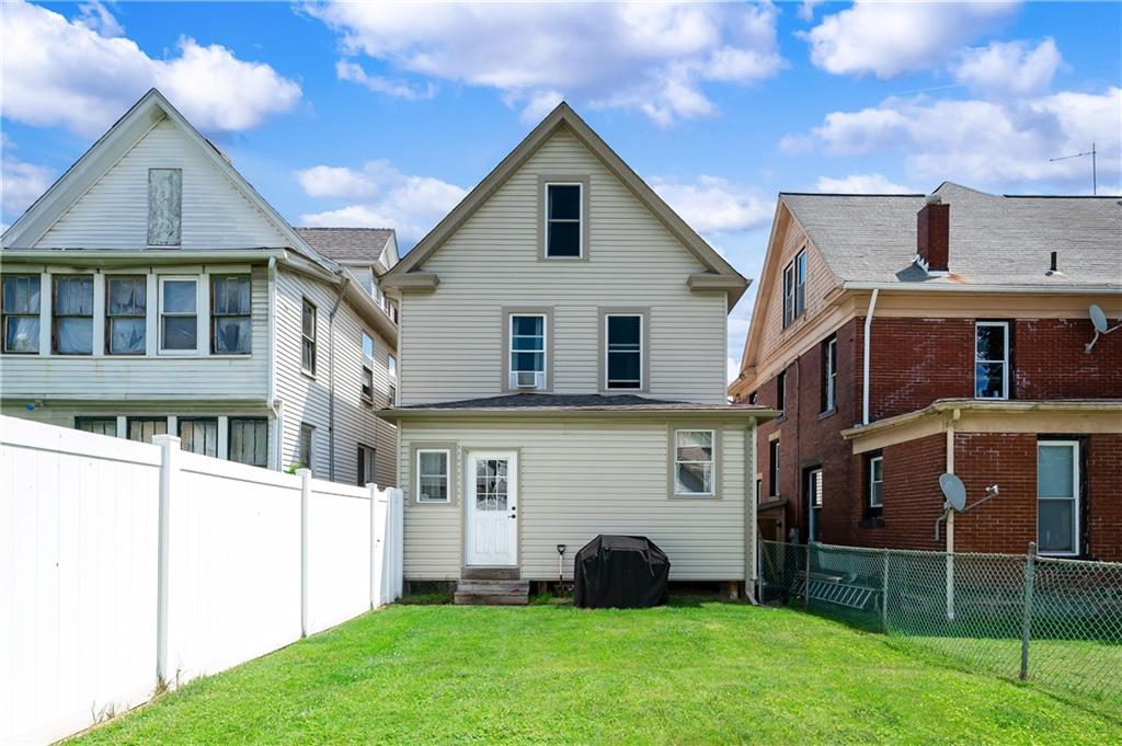 136 Mercer Street Butler, PA 16001 - Photo 31 of 35