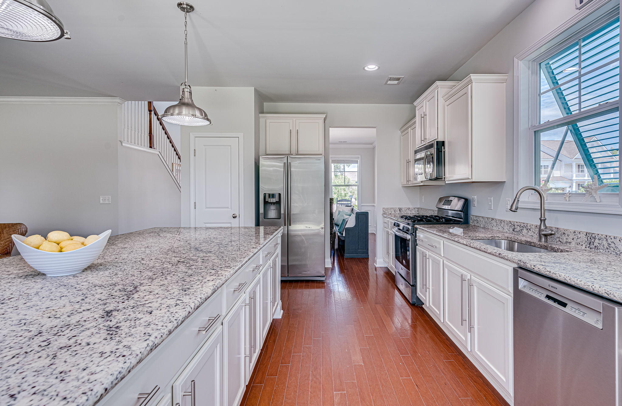 1049 Harbortowne Road Charleston, SC 29412 - Photo 16 of 44 Bosch Dishwasher