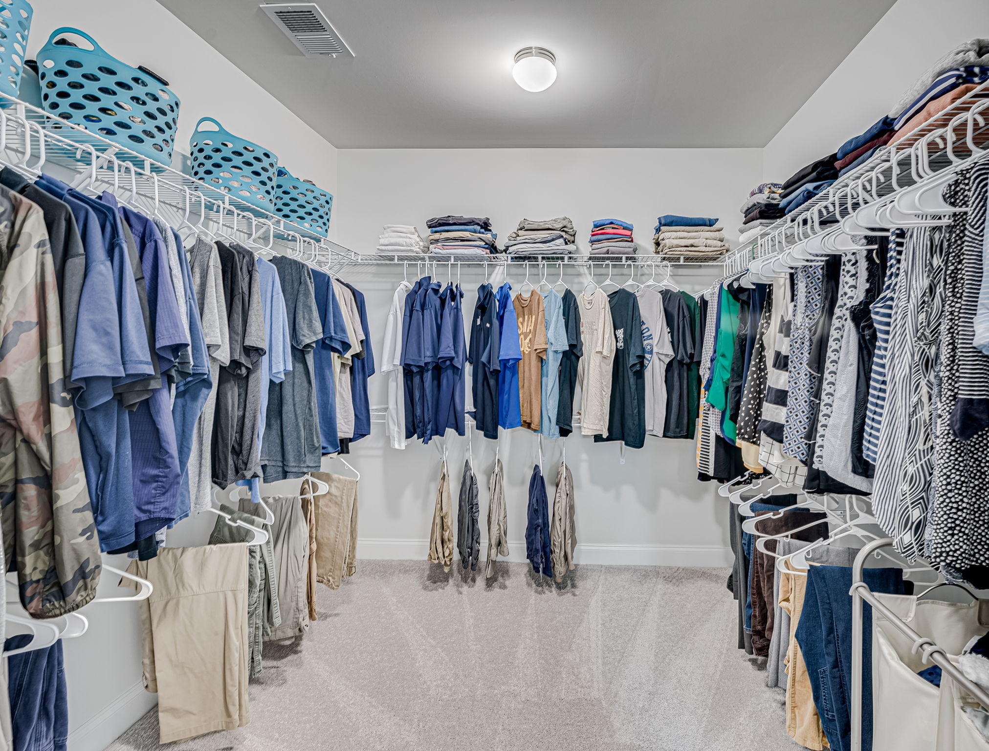 1049 Harbortowne Road Charleston, SC 29412 - Photo 27 of 44 Walk-in Master Closet