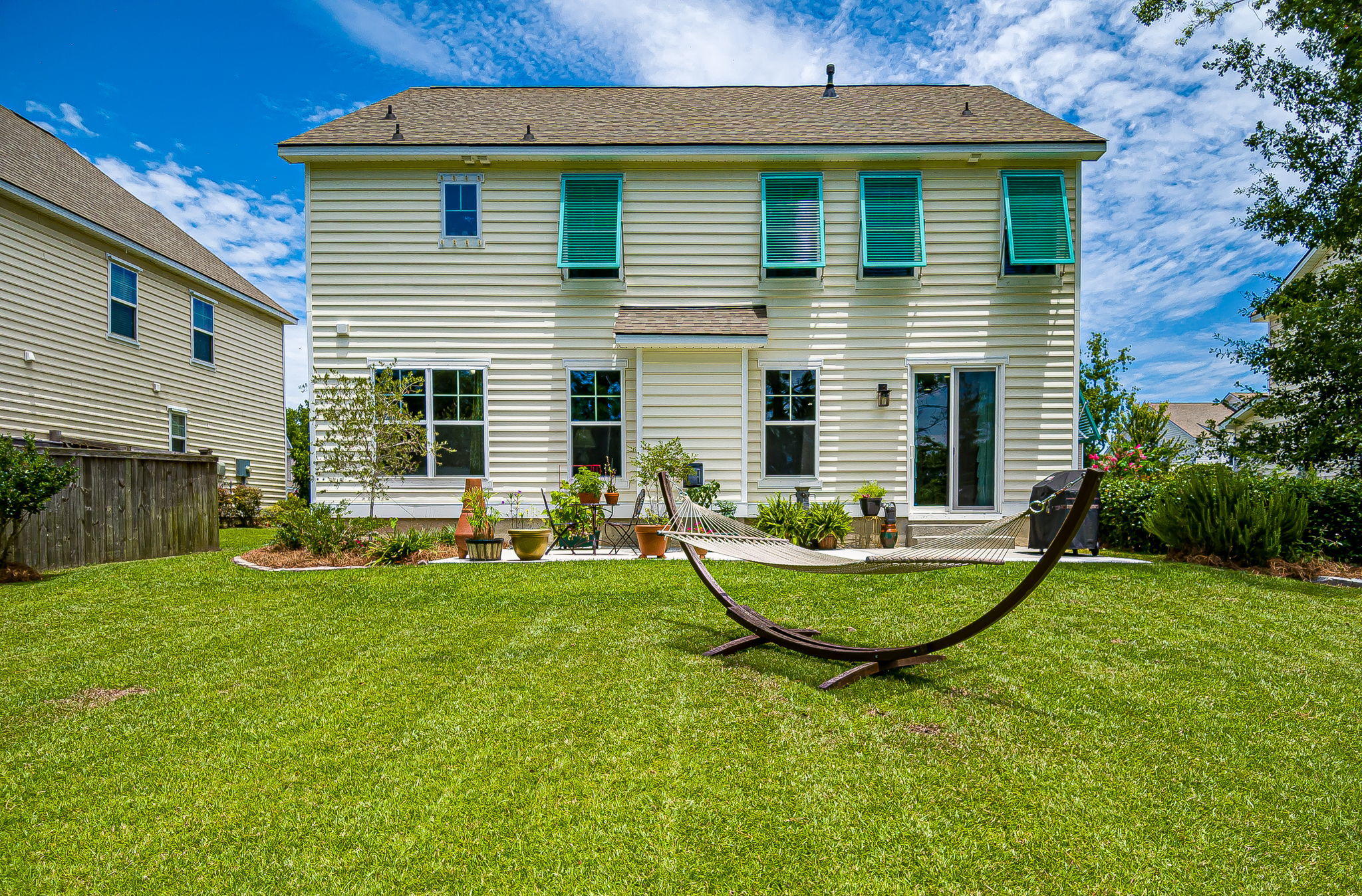 1049 Harbortowne Road Charleston, SC 29412 - Photo 32 of 44 Your New Backyard