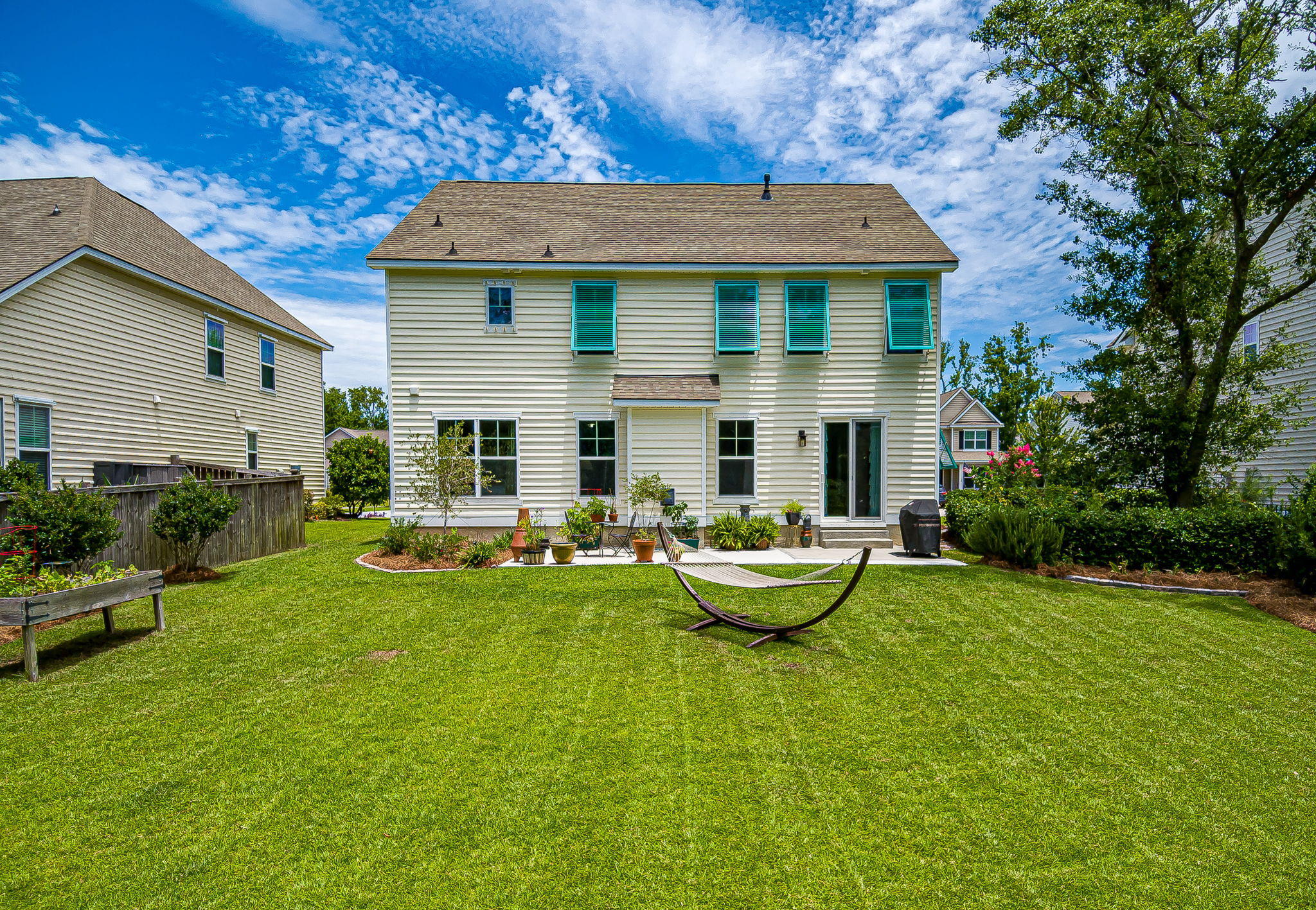 1049 Harbortowne Road Charleston, SC 29412 - Photo 33 of 44 Plenty of Green Space