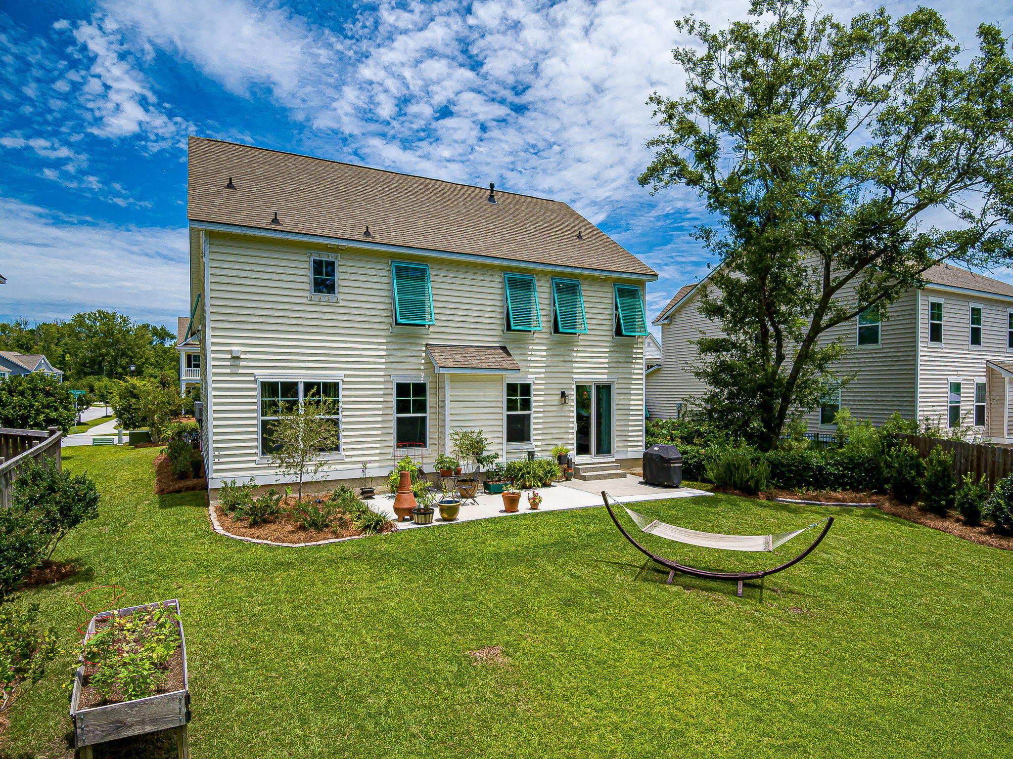 1049 Harbortowne Road Charleston, SC 29412 - Photo 35 of 44 Less than 10 mins to Downtown