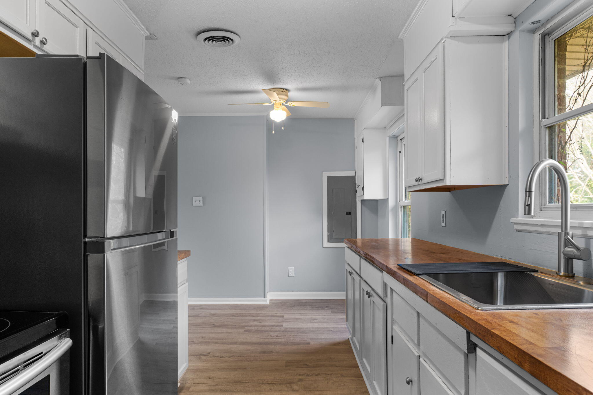 3015 Thomas Lane Augusta, GA 30906 - Photo 2 of 25 12-web-or-mls-DSC06829 (1)