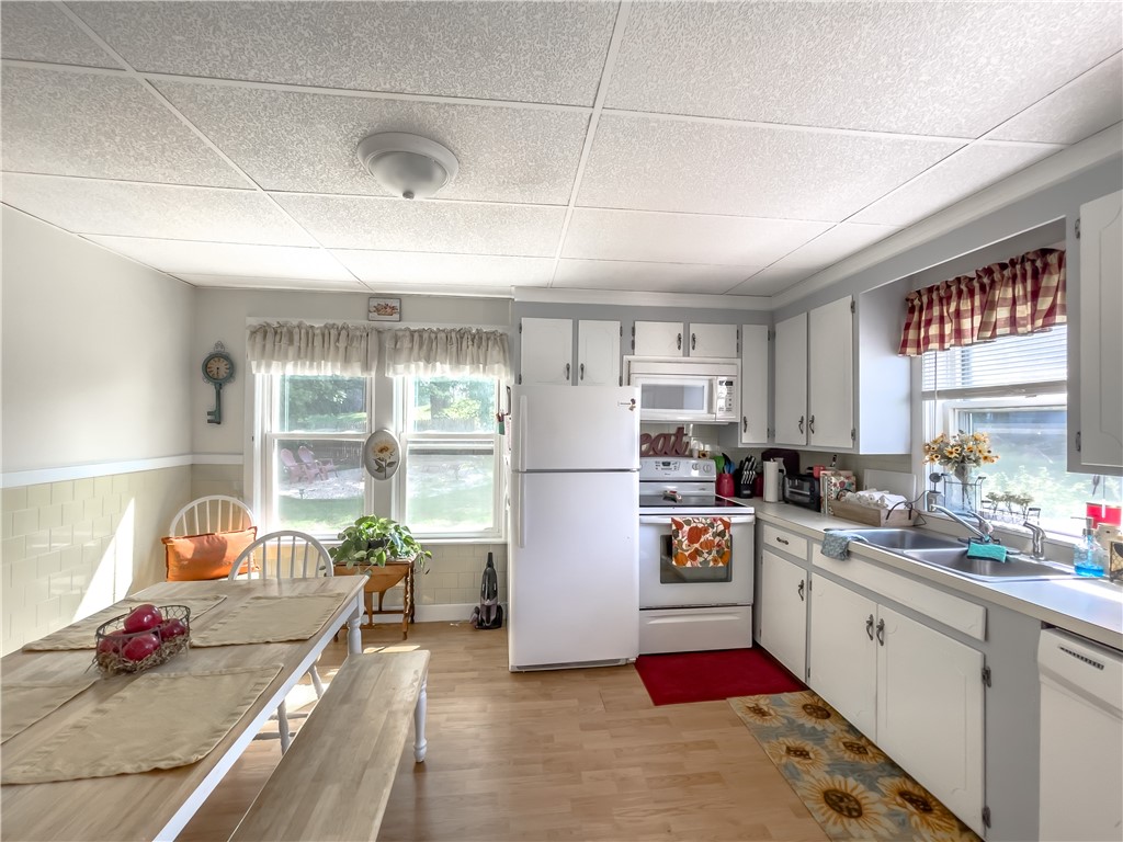 250 Cottage Street Woonsocket, RI 02895 - Photo 14 of 31 Gallery Image 14