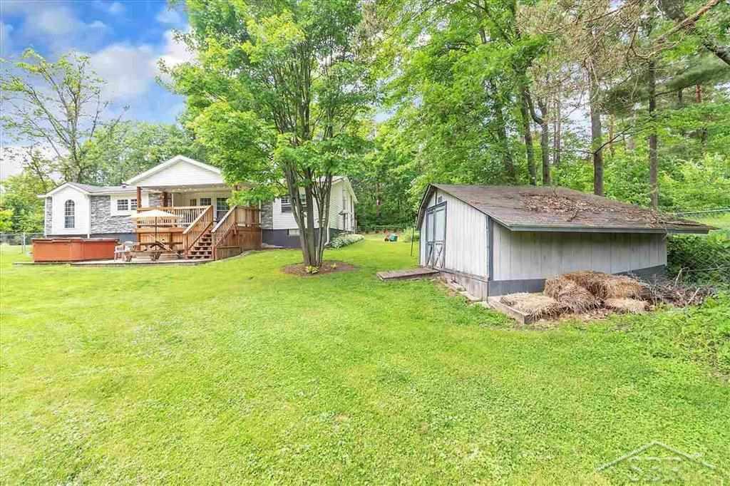 1051 Creek Road Beaverton, MI 48612 - Photo 38 of 56